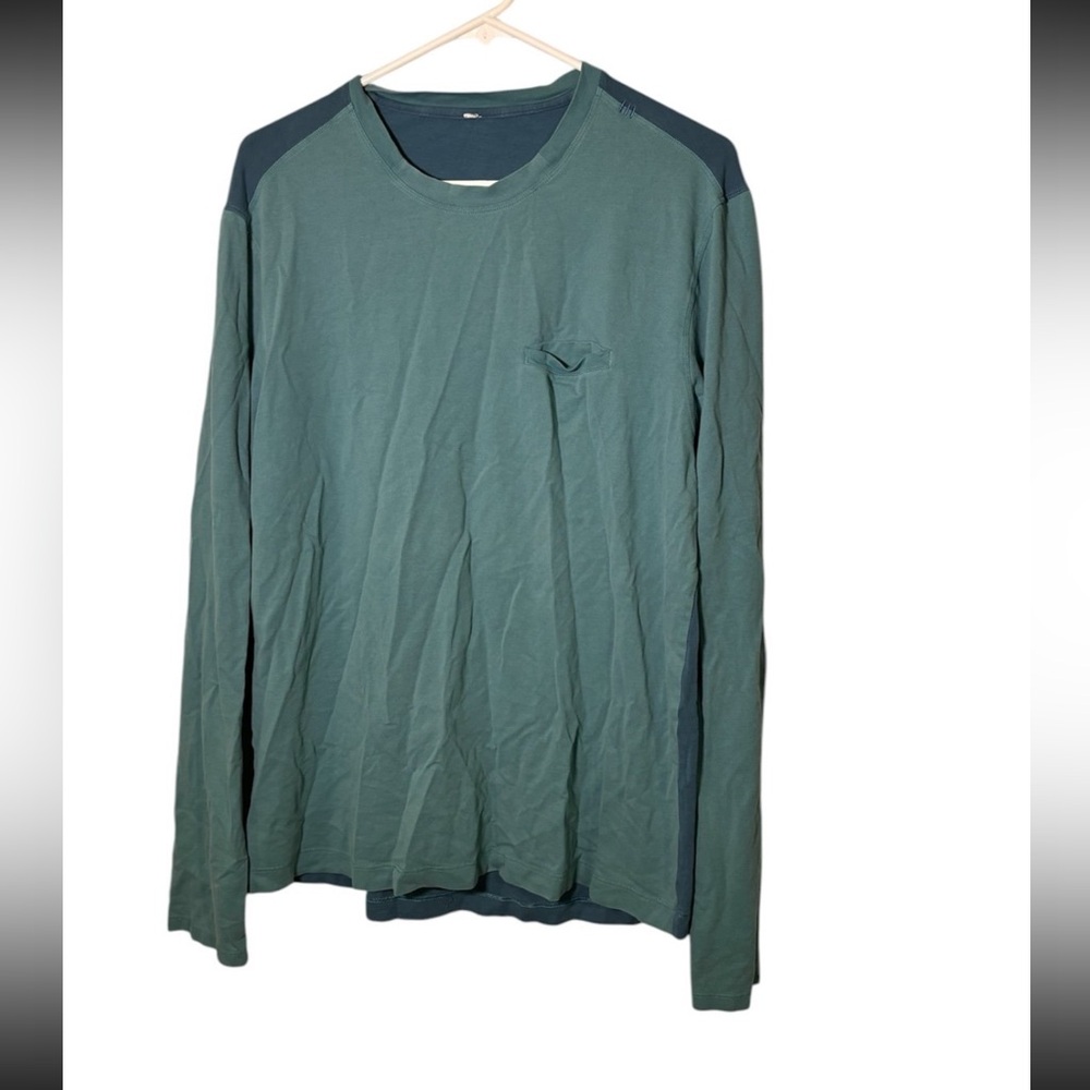 Lululemon Large Two Toned Teal Pique Long‎ Sleeve Shirt